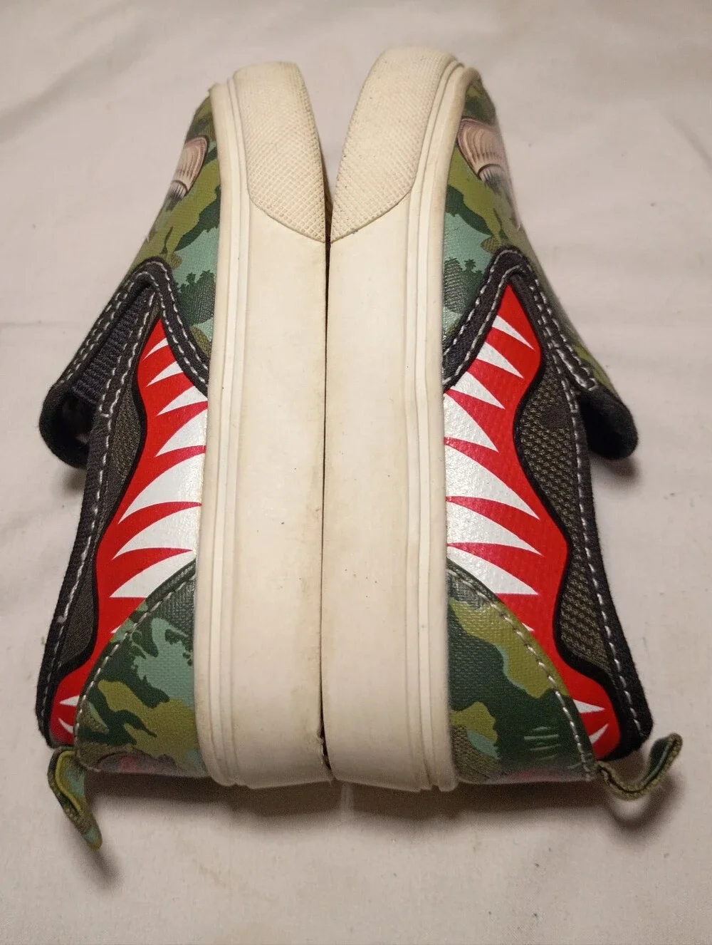 Jurassic World Toddler Boys Camo T-Rex Slip On Sneakers Size 8 Target